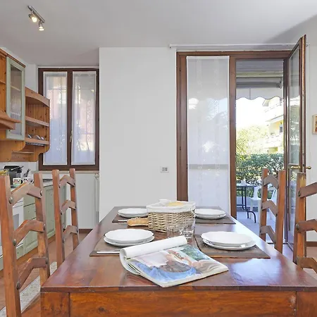 Villaggio Dei Fiori Fiordaliso - Gardagate Apartment *